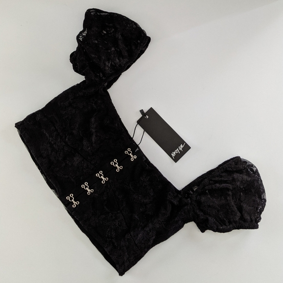 Nasty Gal Hook & Eye Lace Crop Top in Black, 2 NWT - Picture 4 of 6